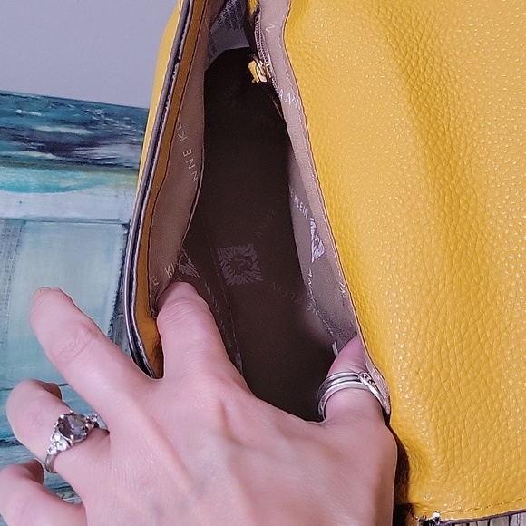 Anne Klein handbag - Picture 4 of 4